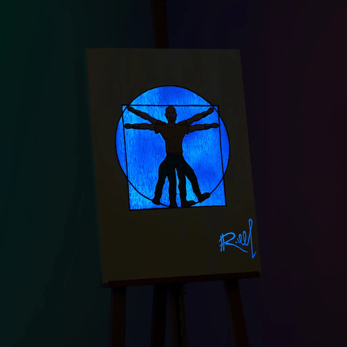 Explore the mysterious allure of Vitruvian Bot with this original 50x70 cm glow-in-the-dark canvas painting on easel, featuring a mesmerizing night effect. Ideal gift for gamers.