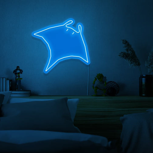Mount the Runescape Manta Ray LED neon sign above your bed to inspire dreams of epic adventures and hearty meals in Old School RuneScape. The iconic Manta Ray represents sustenance and survival. A perfect addition to any bedroom, this LED neon sign infuses the space with nostalgia and hunger.
